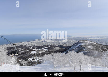 Hokkaido, Japon. Feb 22, 2017. Vue générale : Ski alpin Slalom géant hommes au cours de la 2017 Jeux Asiatiques d'hiver à Sapporo Sapporo Teine à Hokkaido, Japon . Credit : AFLO SPORT/Alamy Live News Banque D'Images