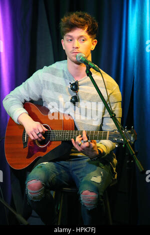 Bala Cynwyd, PA, USA. Feb 22, 2017. La visite de Vamps Q102 performance Theatre à Bala Cynwyd, PA Le 22 février 2017 Credit : Star Shooter/media/Alamy Punch Live News Banque D'Images