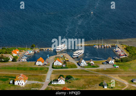 Boat Harbour de Härkingen, île de Hiddensee, côte de la mer de l'Est, Poméranie occidentale, Basse-Saxe, Allemagne Banque D'Images