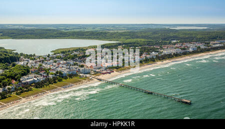 Plage de côte, de paniers, de Binz, sur la côte est, dans la Poméranie occidentale, Basse-Saxe, Allemagne Banque D'Images