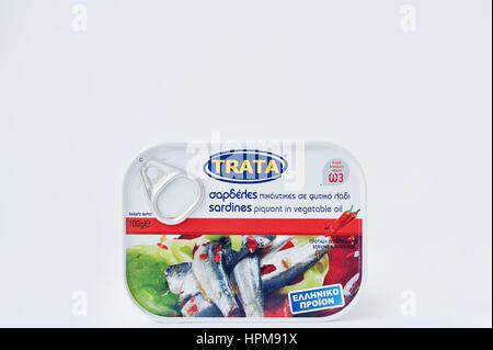 Athènes, Grèce - 22 Février 2017 : Sardines à l'huile piquante Trata. Banque D'Images