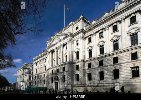 Les édifices le long de Whitehall, Londres, Angleterre, RU Banque D'Images