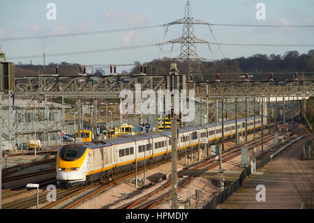 373 classe e300 373009 Eurostar pour définir les numéros 373010 et passant le Singlewell Boucles sur HS1. Banque D'Images