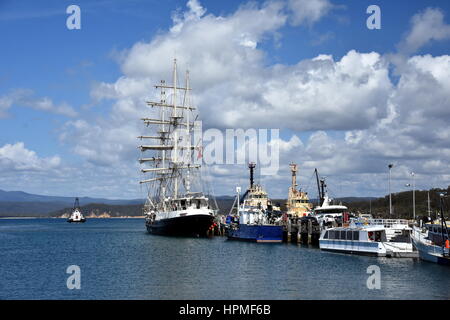 Eden, Australie - Jan 6, 2017. SV au Port d'tenace Eden. La STS est une tenace en bois moderne britannique de voile de bateau, spécialement conçu pour l'ac Banque D'Images