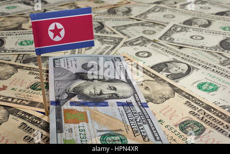 Drapeau de la Corée du Nord bloque dans une variété de billets américains.(série) Banque D'Images