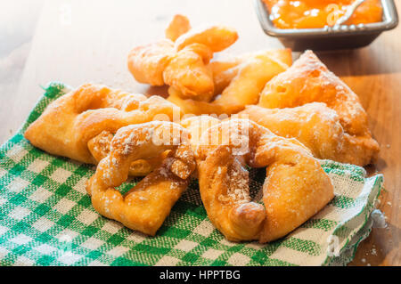 Deep-Fried Angel Wing Cookies Banque D'Images