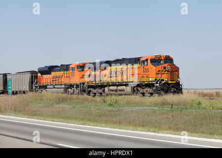 Un train de marchandises transportant du charbon en passant par l'Iowa, Danville. Banque D'Images