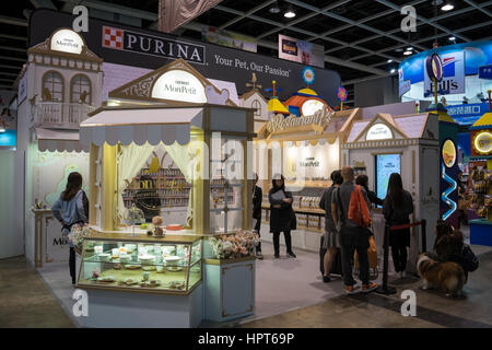 Aliments pour animaux familiers Purina stand d'exposition et les foules à hong kong pet show 2017 à hong kong, Chine. Banque D'Images