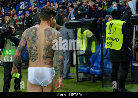 Kharkiv, Ukraine. 23 février 2017. Le capitaine Celta FC Sergio Alvarez après la Ligue Europa ronde de 32 Correspondance entre marche arrière (Shakhtar Donetsk, Ukraine) et (Celta Vigo, Espagne) au stade Metalist le 23 février 2017 à Kharkiv, Ukraine Credit : Anatoliy Cherkasov/Alamy Live News Banque D'Images