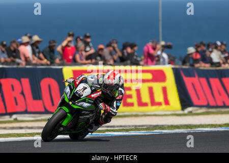 Phillip Island, Australie. Samedi, 25 février, 2017. La race 1. Vainqueur de Jonathan Rea (Kawasaki World Superbike Racing Team) sur la voie lors de la Race 1. Credit : Russell Hunter/Alamy Live News Banque D'Images