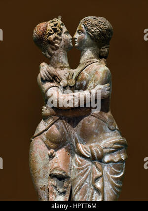 Amor et Psyché, 5e siècle avant J.-C. - Ier siècle ap figurines en terre cuite romaine grecque Banque D'Images