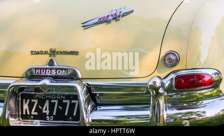 GROSSE POINTE SHORES, MI/USA - 19 juin 2016 : UN 1953 Hudson voiture à la conception EyesOn car show, tenue à l'Edsel et Eleanor Ford House, près de D Banque D'Images