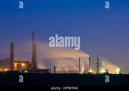 DEU, l'Allemagne, en Rhénanie du Nord-Westphalie, région de la Ruhr, Duisburg, ThyssenKrupp Steel Plant dans le district Bruckhausen. Banque D'Images