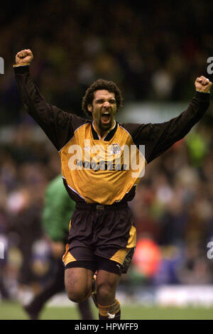 WOLVERHAMPTON WANDERERS FC DON GOODMAN 18 Mars 1998 Banque D'Images