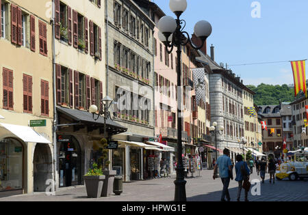 Chambéry (Savoie, France) : place Saint-Léger square Banque D'Images