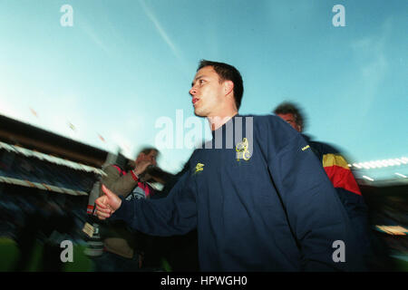 DENNIS WISE FC Chelsea 18 Mai 1998 Banque D'Images