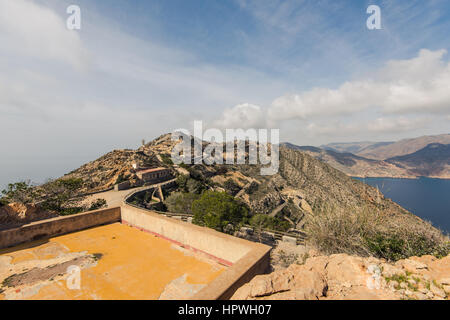 Ruines de Cabo Tinoso canons près de Carthagène Mazarron Murcia Espagne au jour ensoleillé. Banque D'Images