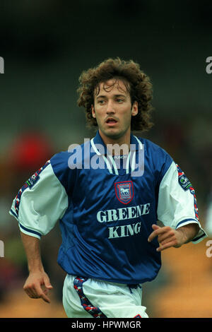 MAURICIO TARICCO IPSWICH TOWN FC 02 Septembre 1998 Banque D'Images