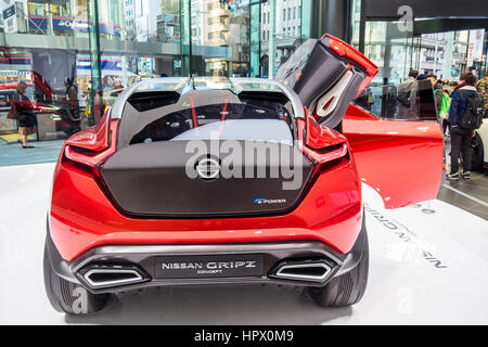 Le Gripz Nissan Concept car à l'écran dans le chapiteau d'exposition, Galerie Nissan à Ginza, Tokyo. Banque D'Images