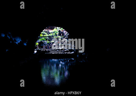 Septembre 18, 2012, Haria, Las Palmas, Lanzarote, Espagne - Cueva de los Verdes, une grotte et une attraction touristique, dans le Monumento Natural del Banque D'Images