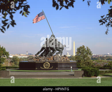 Iwo Jima Memorial à l'extérieur du Cimetière National d'Arlington, le comté d'Arlington, Virginie, États-Unis d'Amérique Banque D'Images