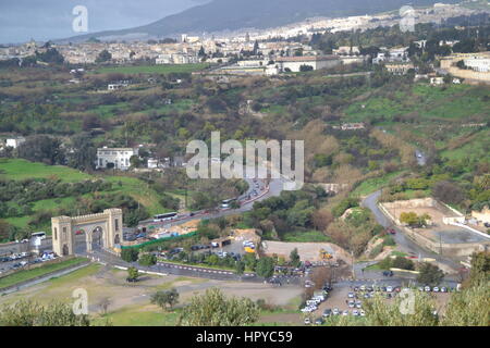 Fès isecond plus grande ville du Maroc.vue panoramique de l'ancienne médina de Fès. La ville a deux vieux quartiers de la médina. 'Mecca de l'ouest", "Athènes de l'Afrique" Banque D'Images