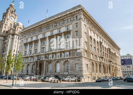 La Cunard Building est un bâtiment classé Grade II* situé à Liverpool, en Angleterre. Banque D'Images