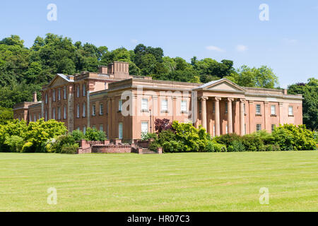 Himley Hall date du xviiie siècle, lorsque John Ward démoli le manoir médiéval pour faire place à un grand manoir de style palladien. La salle est maintenant la propriété Banque D'Images