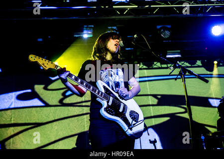 Courtney Barnett en direct à l'O2 Academy Liverpool décembre 2015 Banque D'Images