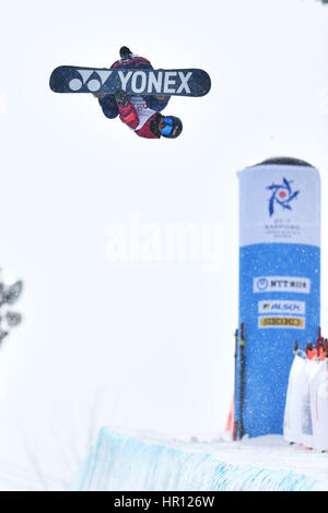 Hokkaido, Japon. Feb 25, 2017. Nedefuji Ayumu (JPN) : snowboard halfpipe hommes au cours de la 2017 Jeux Asiatiques d'hiver de Sapporo à Bankei Ski Park à Hokkaido, Japon . Credit : AFLO SPORT/Alamy Live News Banque D'Images