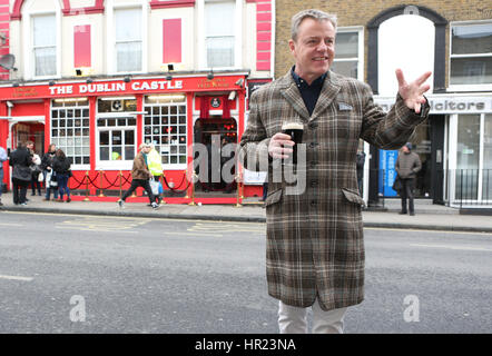 Membres du groupe Madness assister à une séance de photos et de présenter le patrimoine de la musique à prix PRS le lieu qui a donné la bande son tout premier concert il y a 40 ans avec : Graham ' ' Suggs McPherson où : London, Royaume-Uni Quand : 26 Jan 2017 Credit : Phil Banque D'Images