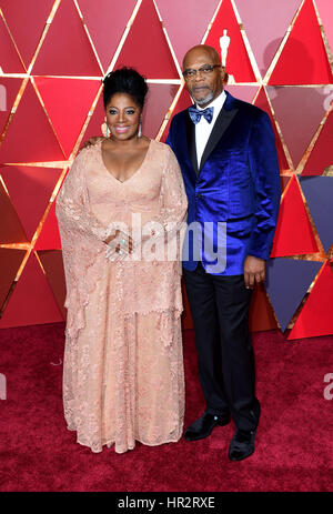 Samuel L. Jackson et LaTanya Richardson arrivant à la 89e Academy Awards tenue au Kodak Theater à Hollywood, Los Angeles, USA. Banque D'Images