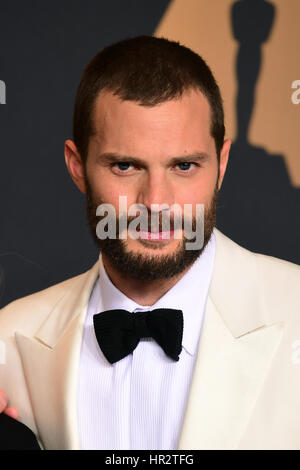 Jamie Dornan dans la salle de presse à la 89e Academy Awards tenue au Kodak Theater à Hollywood, Los Angeles, USA. ASSOCIATION DE PRESSE Photo. Photo date : dimanche 26 février, 2017. Voir PA story SHOWBIZ Oscars. Crédit photo doit se lire : Ian West/PA Wire Banque D'Images