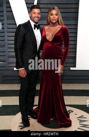 Russell Wilson et Ciara arrivant à la Vanity Fair Oscar Party à Beverly Hills, Los Angeles, USA. Banque D'Images