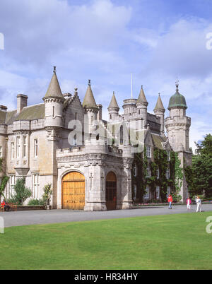 Le château de Balmoral et de jardins, le Royal Deeside, Aberdeenshire, Ecosse, Royaume-Uni Banque D'Images