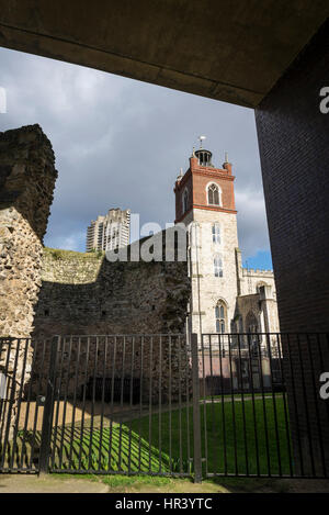 St Giles Cripplegate, City of London, England, UK. St Giles Cripplegate-sans-église est une église d'Angleterre dans la ville de Londres, situé sur l'avant S Banque D'Images