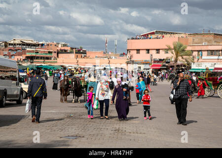 Marrakech, Maroc. Entrée de la Place Jemaa El Fna. Banque D'Images