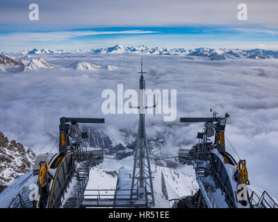 Vue depuis le haut de Skyway, pointe Helbronner, Monte Bianco, Italie Banque D'Images