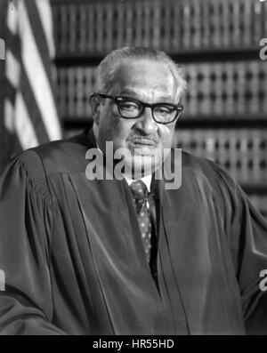 THURGOOD MARSHALL (1908-1993) en tant que juge de la Cour suprême des États-Unis en 1976 Banque D'Images