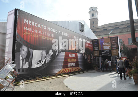 26-10-13, Alba, Italie. Marché mondial de la truffe blanche. Banque D'Images