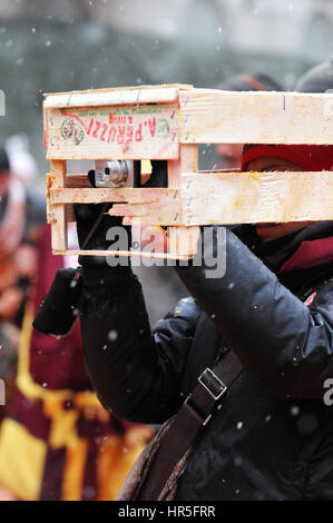 Carnaval d'Ivrée, moments de la bataille et Banque D'Images