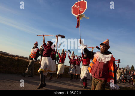 20 anniversaire du carnaval traditionnel (Masopust) à Roztoky près de Prague. Banque D'Images