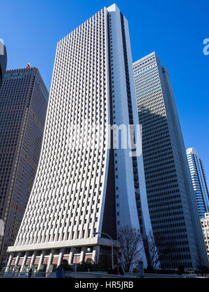 Sompo Japon Nipponkoa bâtiment abritant le siège social et d'autres tours hors glace à Shinjuku, Tokyo. Banque D'Images