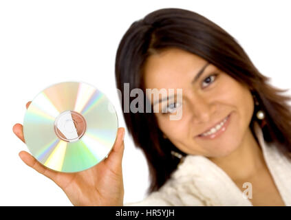 Business Woman holding données dans un cd rom - isolé sur fond blanc Banque D'Images