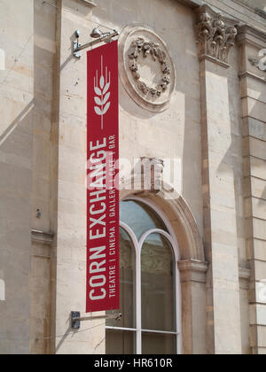 The Corn Exchange, Centre des arts avec un cinéma et un théâtre, présentant la musique, la comédie et la danse Banque D'Images