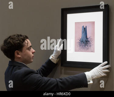 Bonhams, Londres, 27 février 2017. Un membre du personnel de Bonhams raccroche René Magritte's 'La folie Alamyer', d'une valeur comprise entre 300 000 € et 500 000 €, à l'impressionniste Bonhams et vente d'art moderne à l'aperçu de la presse leur Mayfair Gallery de Londres. Crédit : Paul Davey/Alamy Live News Banque D'Images