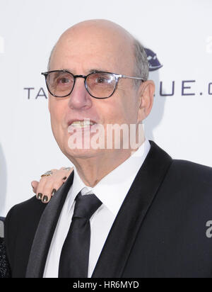 West Hollywood, Californie, USA. Feb 26, 2017. Jeffrey Tambor. 25Th Annual Elton John Academy Awards Viewing a tenu à West Hollywood Park.26 Février 2017 - West Hollywood, Californie - Lea Michele. 25Th Annual Elton John Academy Awards Viewing a tenu à West Hollywood Park.26 Février 2017 - West Hollywood, Californie - Lea Michele. 25Th Annual Elton John Academy Awards Viewing a tenu à West Hollywood Park. (Cr Banque D'Images