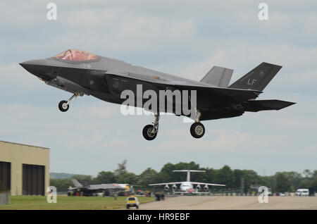 Chasseur furtif Lockheed Martin F-35a Lightning II de l'USAF au Royal International Air Tattoo Fairford, Royaume-Uni. Banque D'Images