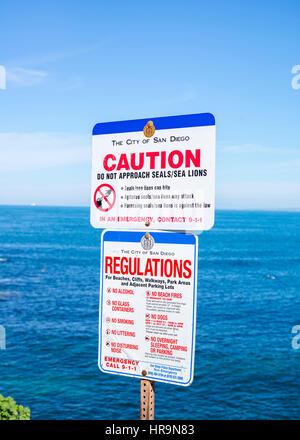 Attention, ne pas approcher les phoques/Lions de mer. La Jolla, Californie. Banque D'Images