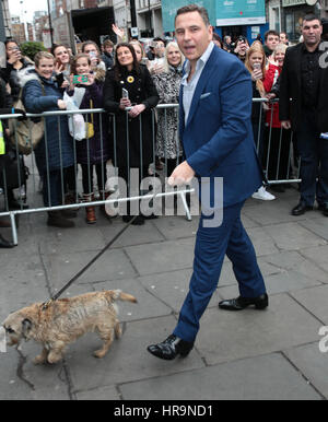 David Walliams arrive pour le Britain's Got Talent des auditions au London Palladium le 28 Jan 2017 Banque D'Images